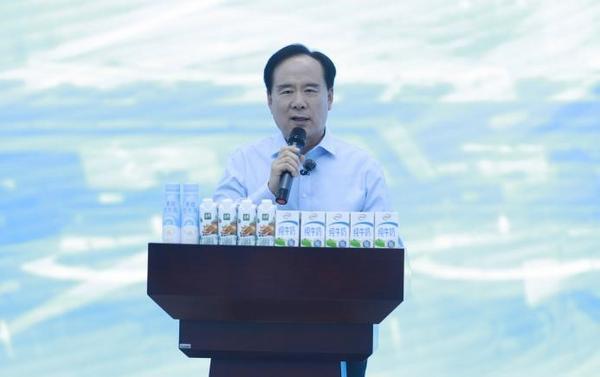 “玩”明白了！首部乳业科普剧本杀上线ky开元棋牌这个六一伊利把牛奶知识