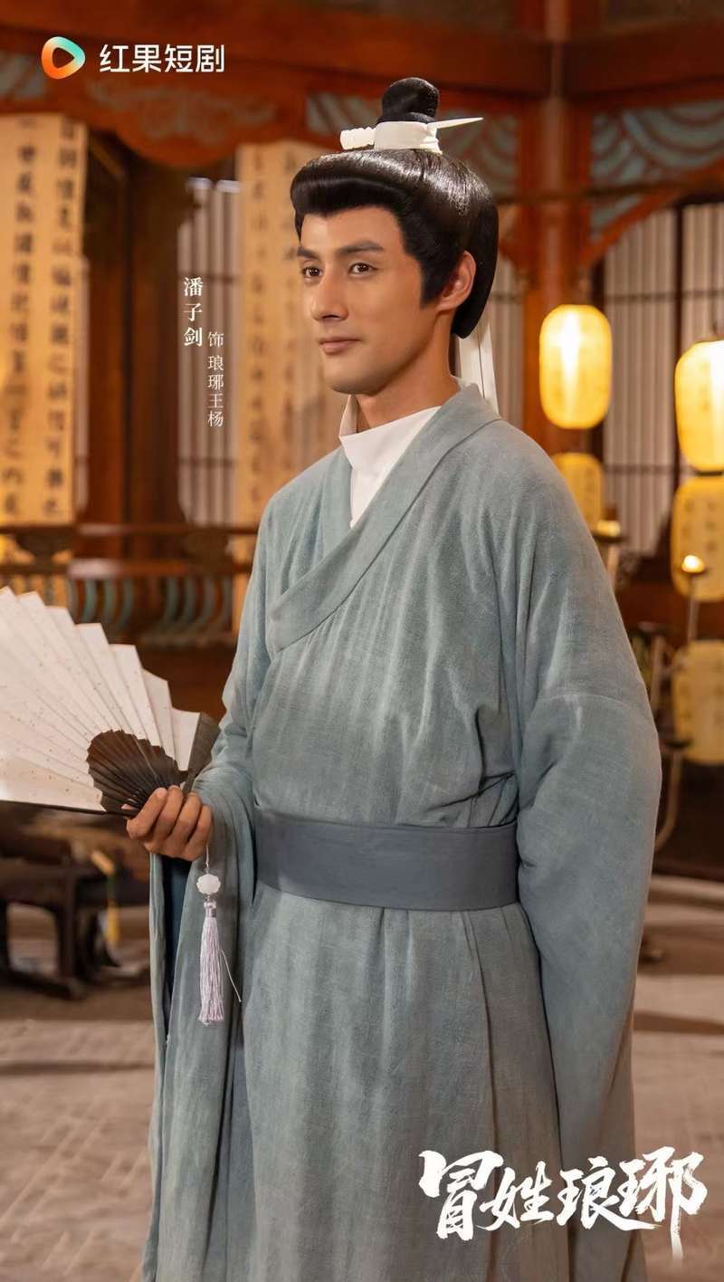 共生”：短剧迈入质变下半场丨行业谈开元ky棋牌从“感官快消”到“价值(图6)